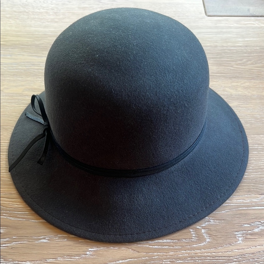 👒💚NINE WEST OLIVE GREEN FELT BUCKET HAT W/BOW TIE💚👒